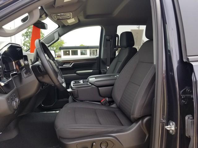 2024 Chevrolet Silverado 1500 Vehicle Photo in ELYRIA, OH 44035-6349