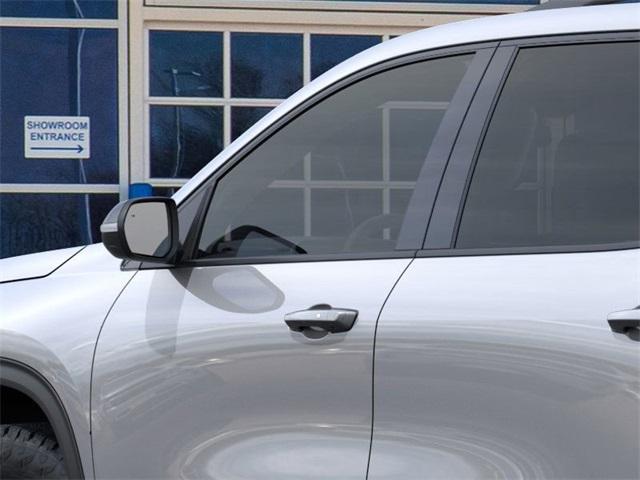 2025 Chevrolet Traverse Vehicle Photo in ENGLEWOOD, CO 80113-6708