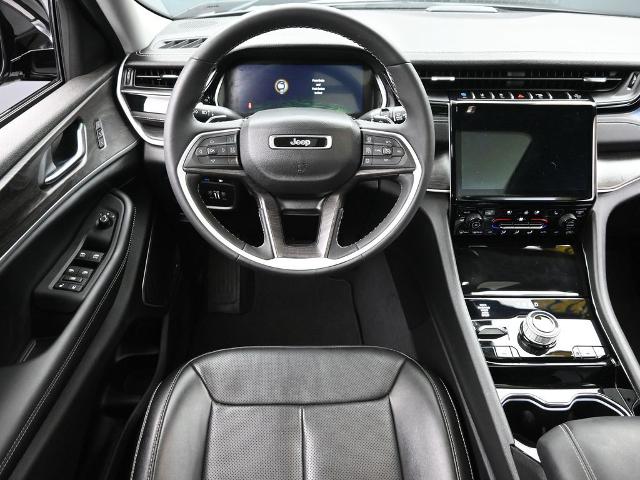 2023 Jeep Grand Cherokee 4xe Vehicle Photo in Cedar Rapids, IA 52402