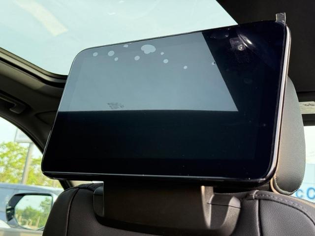 2025 Chevrolet Tahoe Vehicle Photo in COLUMBIA, MO 65203-3903