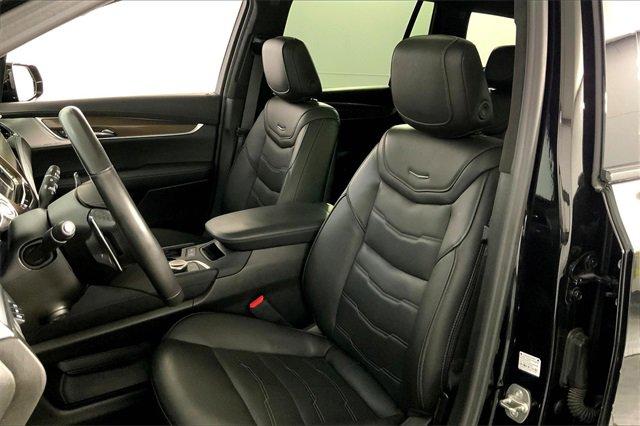2024 Cadillac XT6 Vehicle Photo in KANSAS CITY, MO 64114-4545