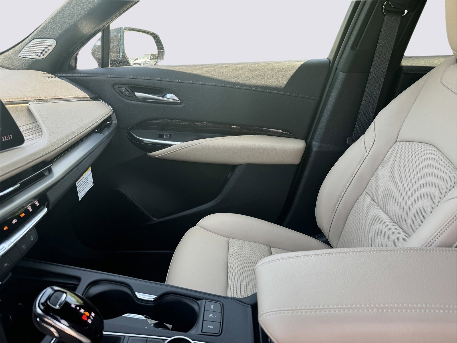 2024 Cadillac XT4 Vehicle Photo in LEOMINSTER, MA 01453-2952