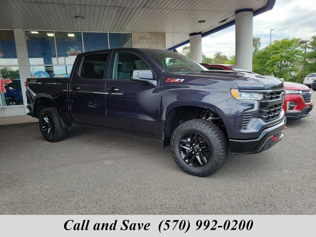 Door Sill Kit | CHEVROLET SILVERADO 1500 LT TRAIL BOSS 2024