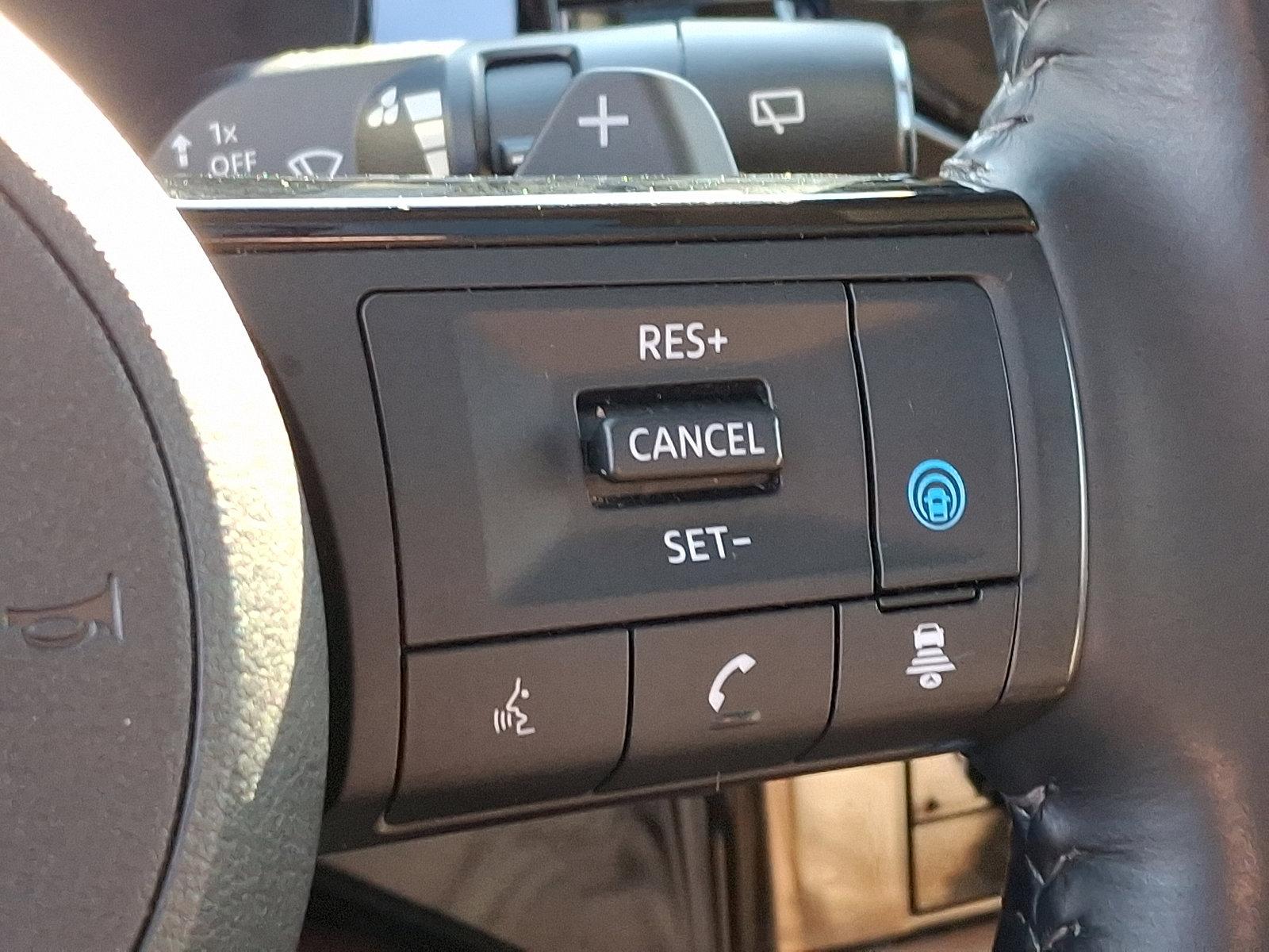 2022 Nissan Pathfinder Vehicle Photo in Trevose, PA 19053
