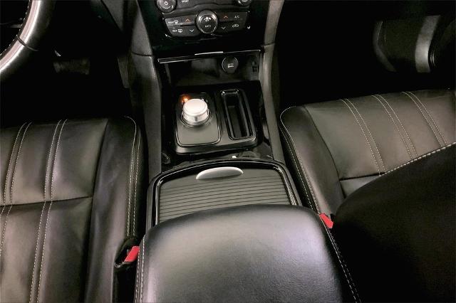 2022 Chrysler 300 Vehicle Photo in Kansas City, MO 64114