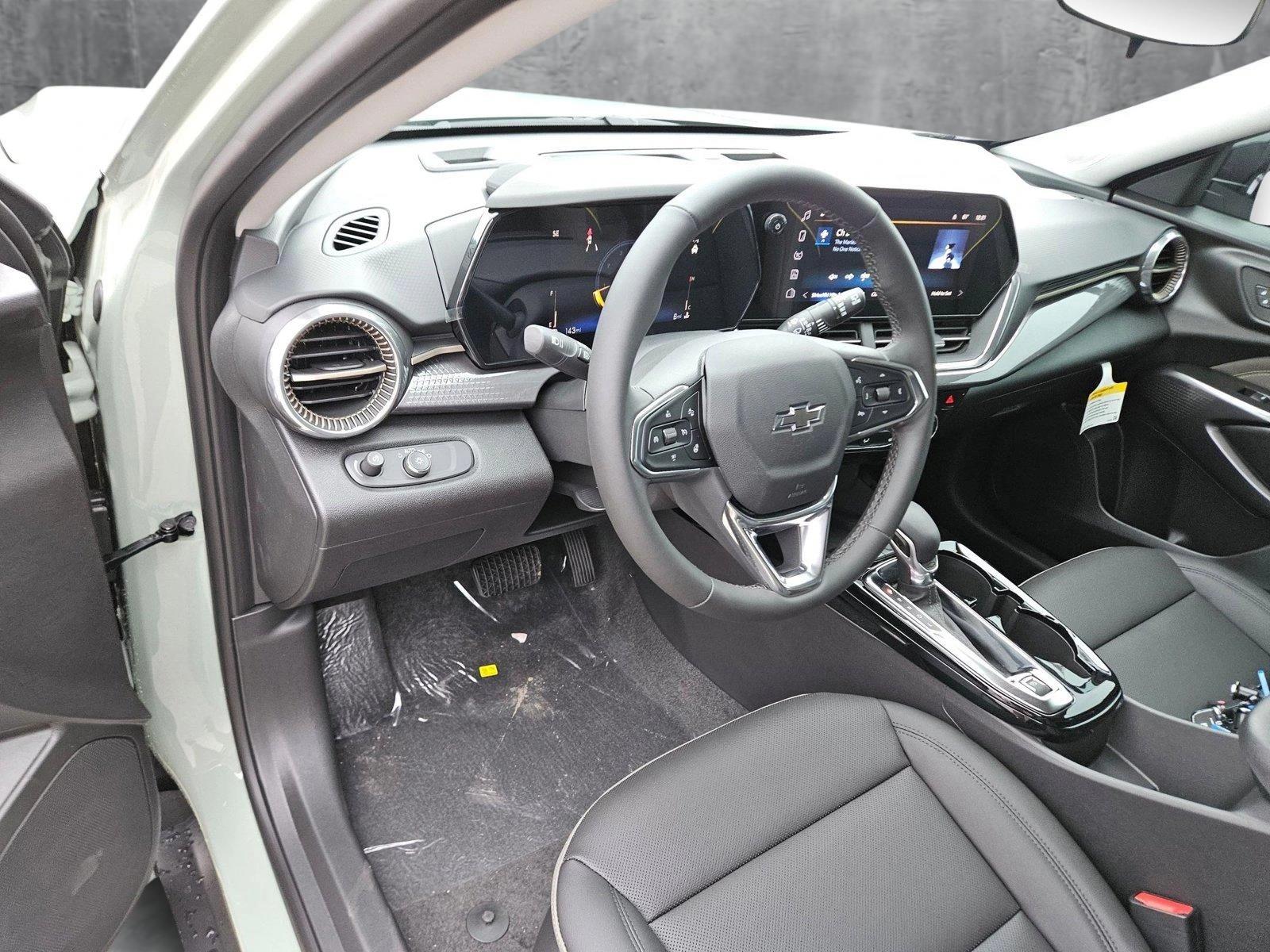2025 Chevrolet Trax Vehicle Photo in NORTH RICHLAND HILLS, TX 76180-7199