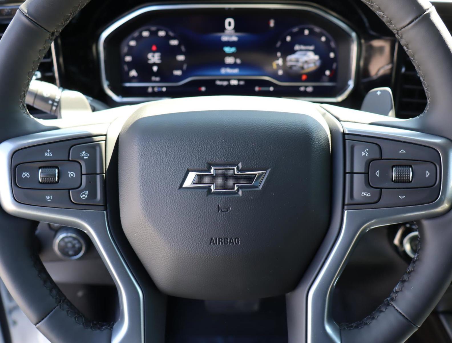 2025 Chevrolet Silverado 1500 Vehicle Photo in LOS ANGELES, CA 90007-3794