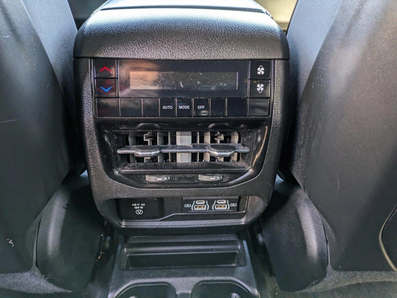 2021 Jeep Grand Cherokee L Vehicle Photo in Las Vegas, NV 89149