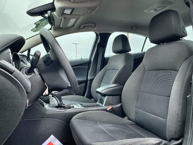 2018 Chevrolet Cruze Vehicle Photo in WILLIAMSVILLE, NY 14221-2883