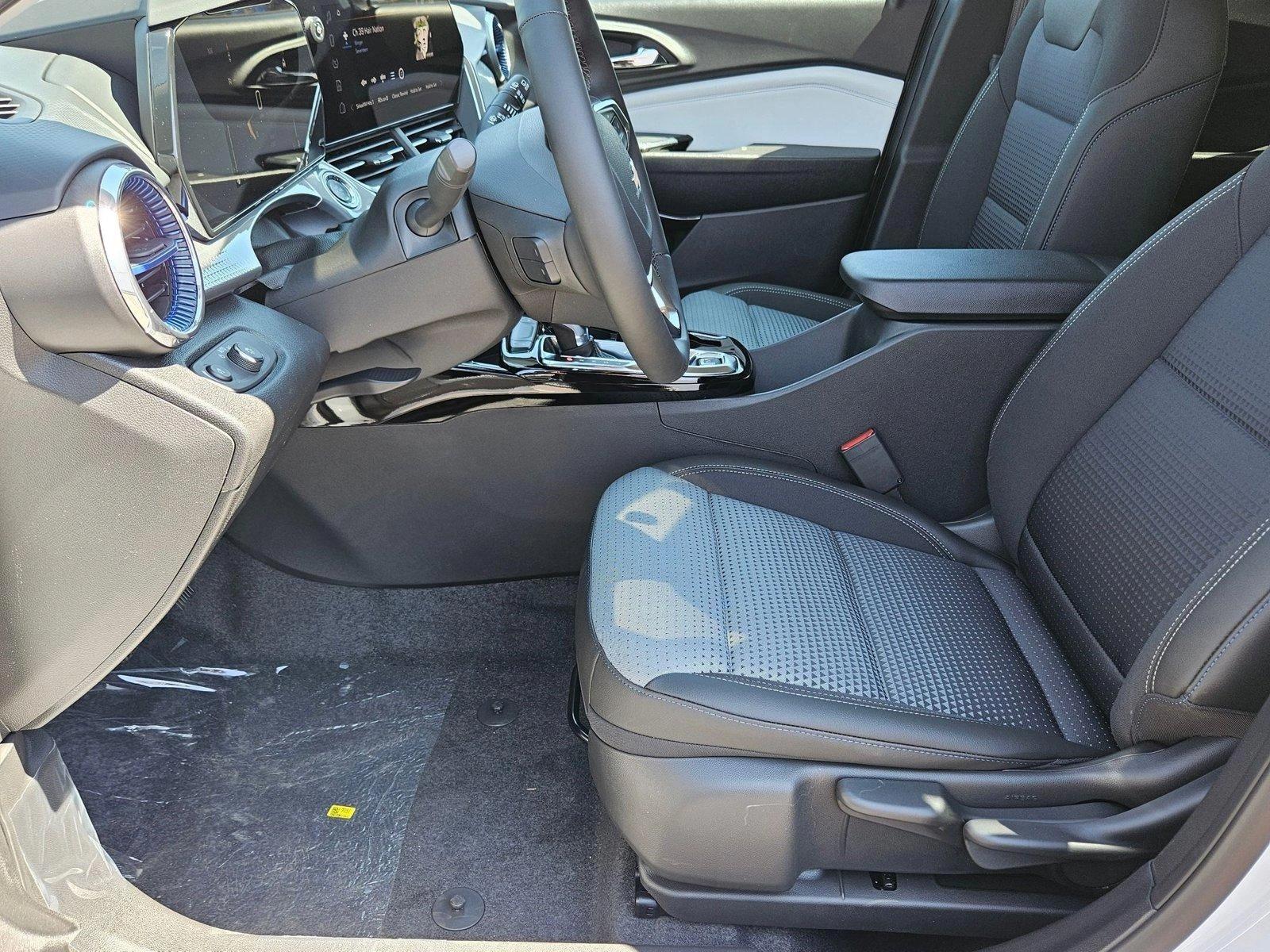 2025 Chevrolet Trax Vehicle Photo in PEORIA, AZ 85382-3715