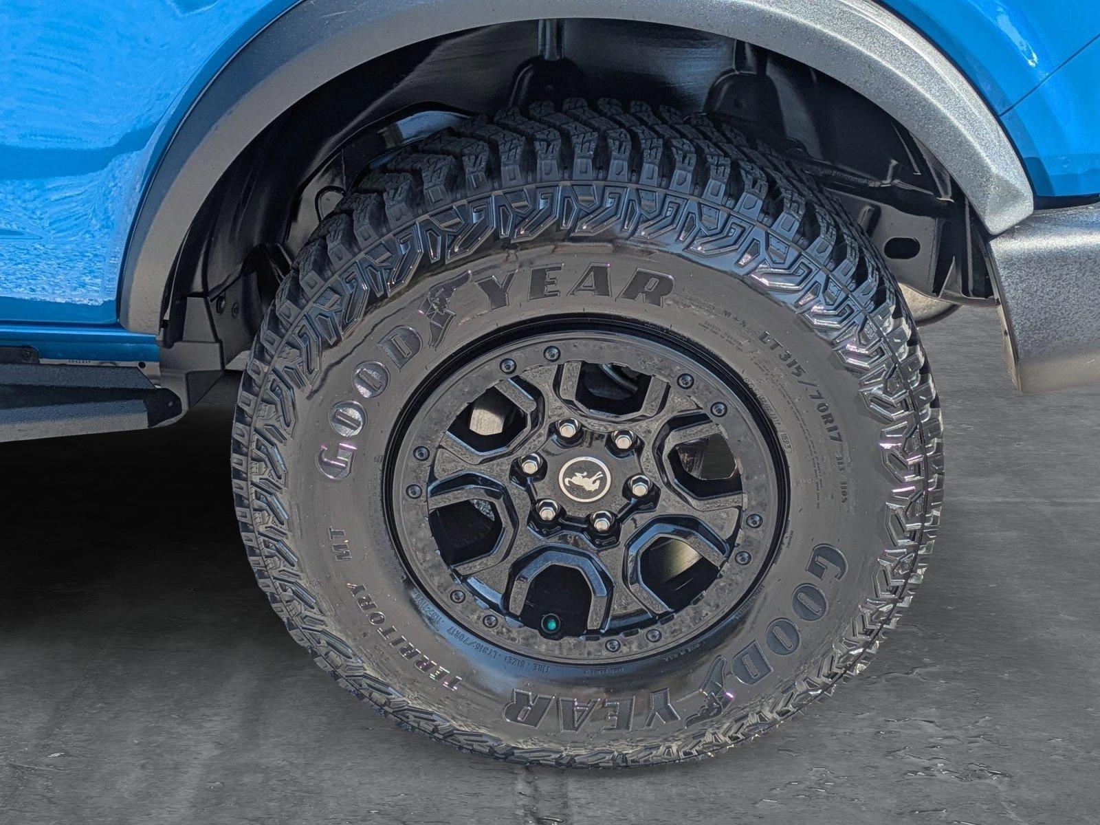 2023 Ford Bronco Vehicle Photo in Sarasota, FL 34231