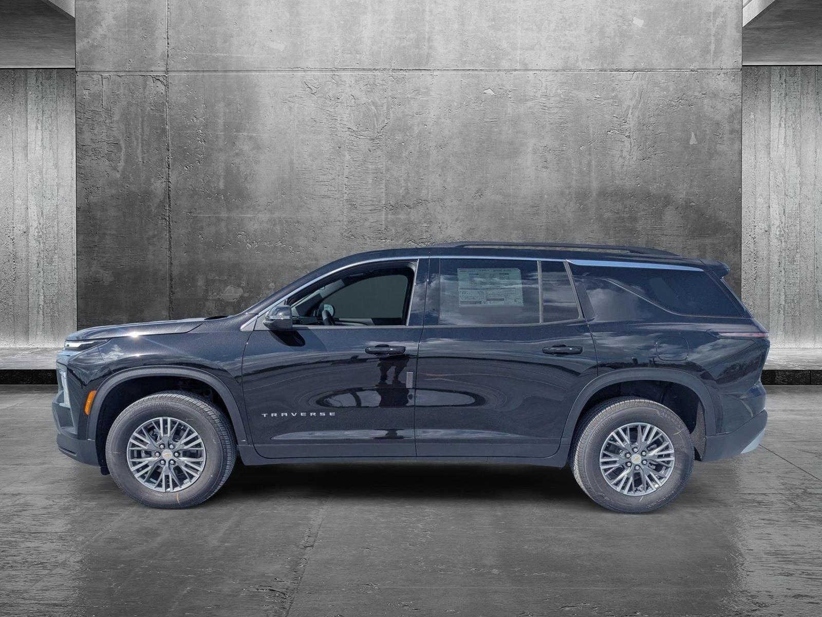 2025 Chevrolet Traverse Vehicle Photo in PEMBROKE PINES, FL 33024-6534