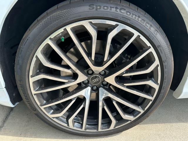 2025 Audi SQ8 Vehicle Photo in HOUSTON, TX 77090