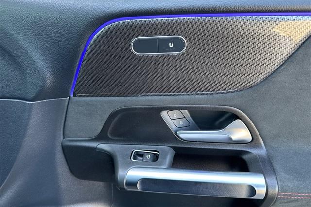 2022 Mercedes-Benz GLB Vehicle Photo in ELK GROVE, CA 95757-8703