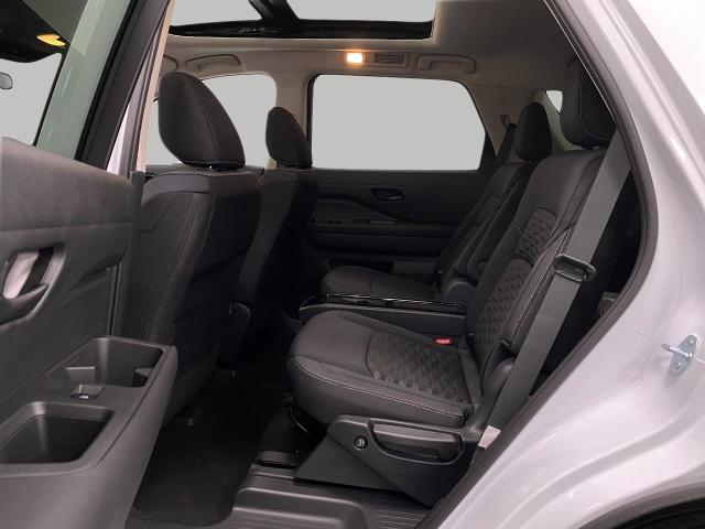 2025 Nissan Pathfinder Vehicle Photo in Appleton, WI 54913
