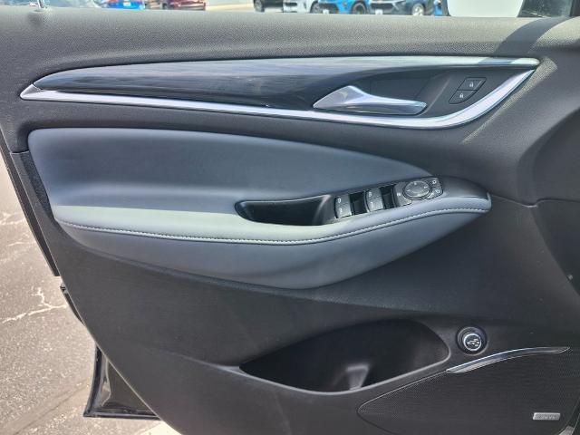 2023 Buick Enclave Vehicle Photo in GREEN BAY, WI 54304-5303