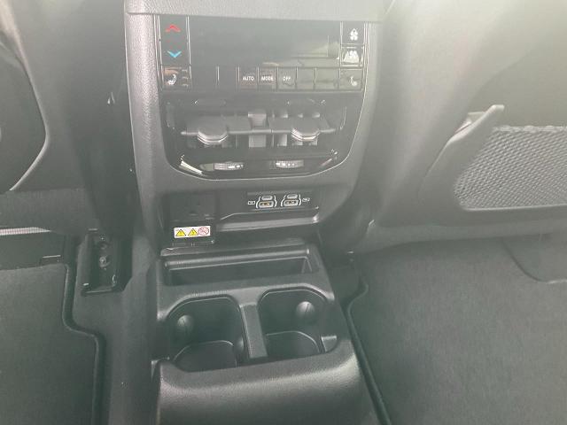 2025 Jeep Grand Cherokee L Vehicle Photo in Kaukauna, WI 54130