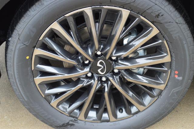 2025 INFINITI QX80 Vehicle Photo in Houston, TX 77090