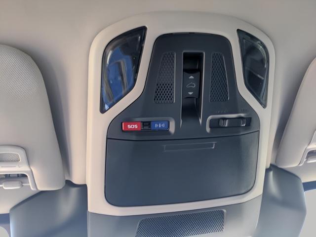 2025 Subaru Outback Vehicle Photo in Green Bay, WI 54304