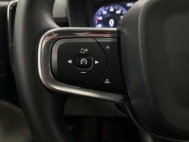 2019 Volvo XC40 Vehicle Photo in Appleton, WI 54913