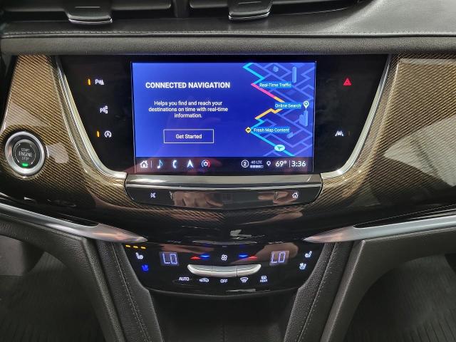 2024 Cadillac XT6 Vehicle Photo in GREEN BAY, WI 54303-3330