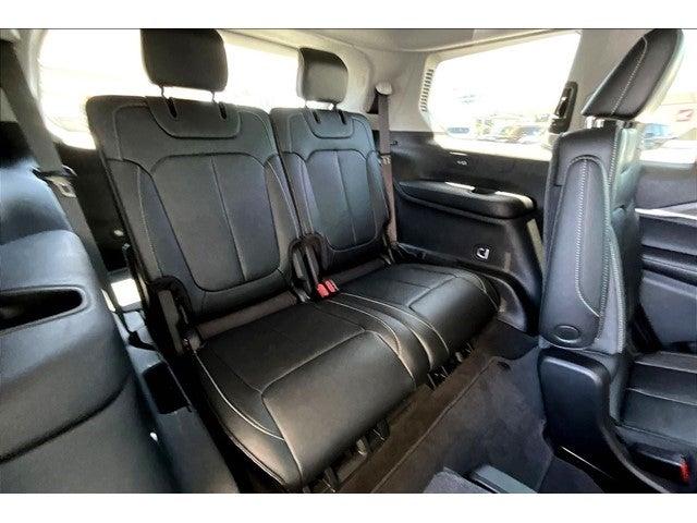 2021 Jeep Grand Cherokee L Vehicle Photo in San Antonio, TX 78230