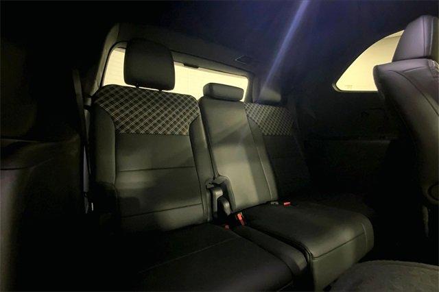 2024 GMC Acadia Vehicle Photo in INDEPENDENCE, MO 64055-1377