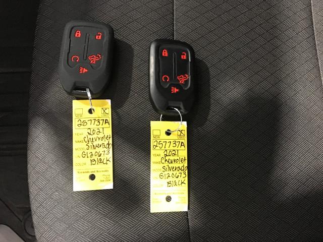 2021 Chevrolet Silverado 1500 Vehicle Photo in GREEN BAY, WI 54303-3330