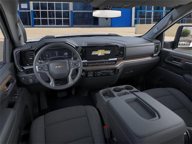 2025 Chevrolet Silverado 3500 HD CC Vehicle Photo in ENGLEWOOD, CO 80113-6708