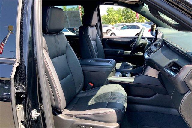 2023 Chevrolet Suburban Vehicle Photo in KANSAS CITY, MO 64114-4502