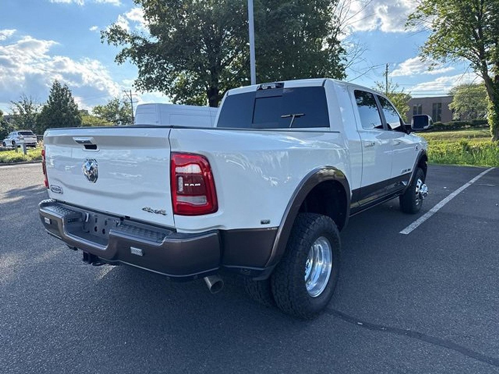 2022 Ram 3500 Vehicle Photo in Trevose, PA 19053