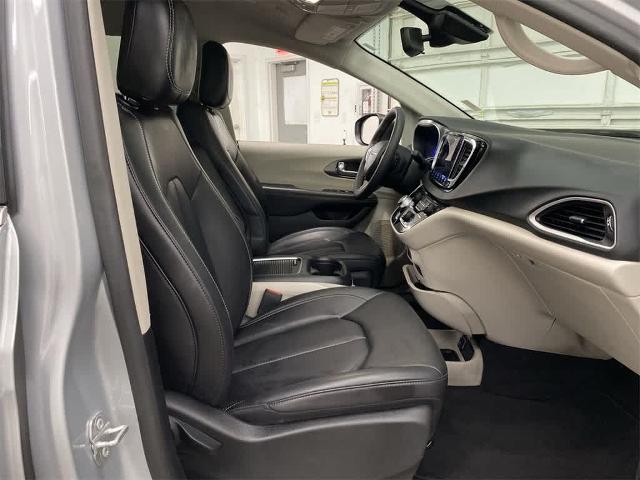 2023 Chrysler Pacifica Vehicle Photo in PORTLAND, OR 97225-3518