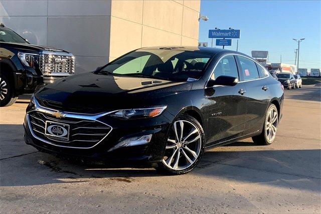 2022 Chevrolet Malibu Vehicle Photo in TOPEKA, KS 66609-0000