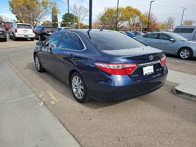 2017 Toyota Camry XLE Hybrid photo 5