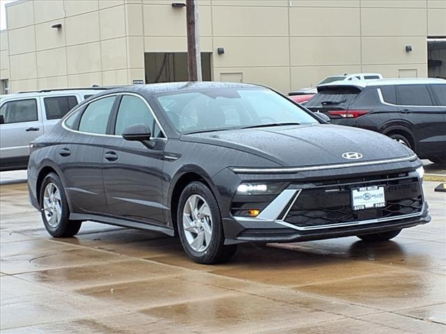 2025 Hyundai SONATA Vehicle Photo in Peoria, IL 61615