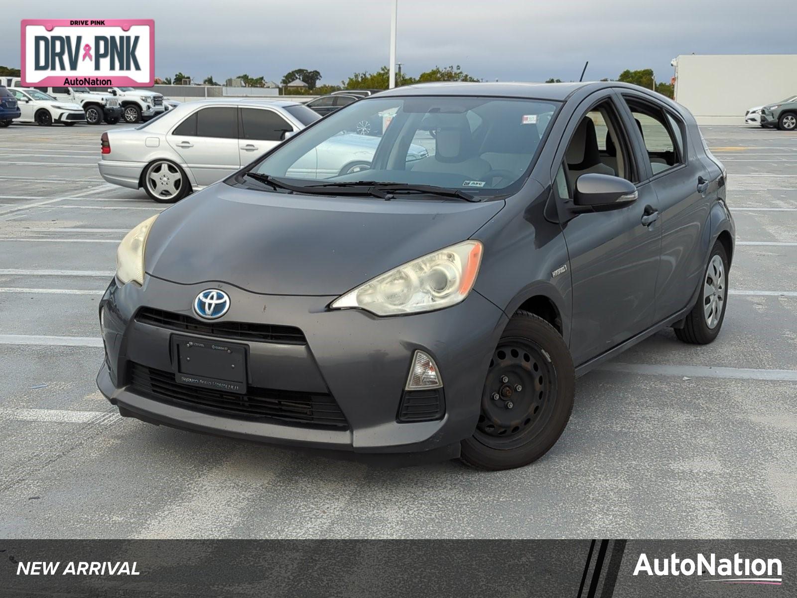 2013 Toyota Prius c Vehicle Photo in Ft. Myers, FL 33907