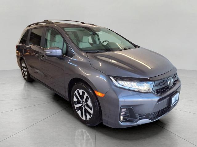 2025 Honda Odyssey Vehicle Photo in Oshkosh, WI 54904