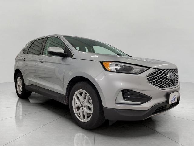 2024 Ford Edge Vehicle Photo in Green Bay, WI 54304