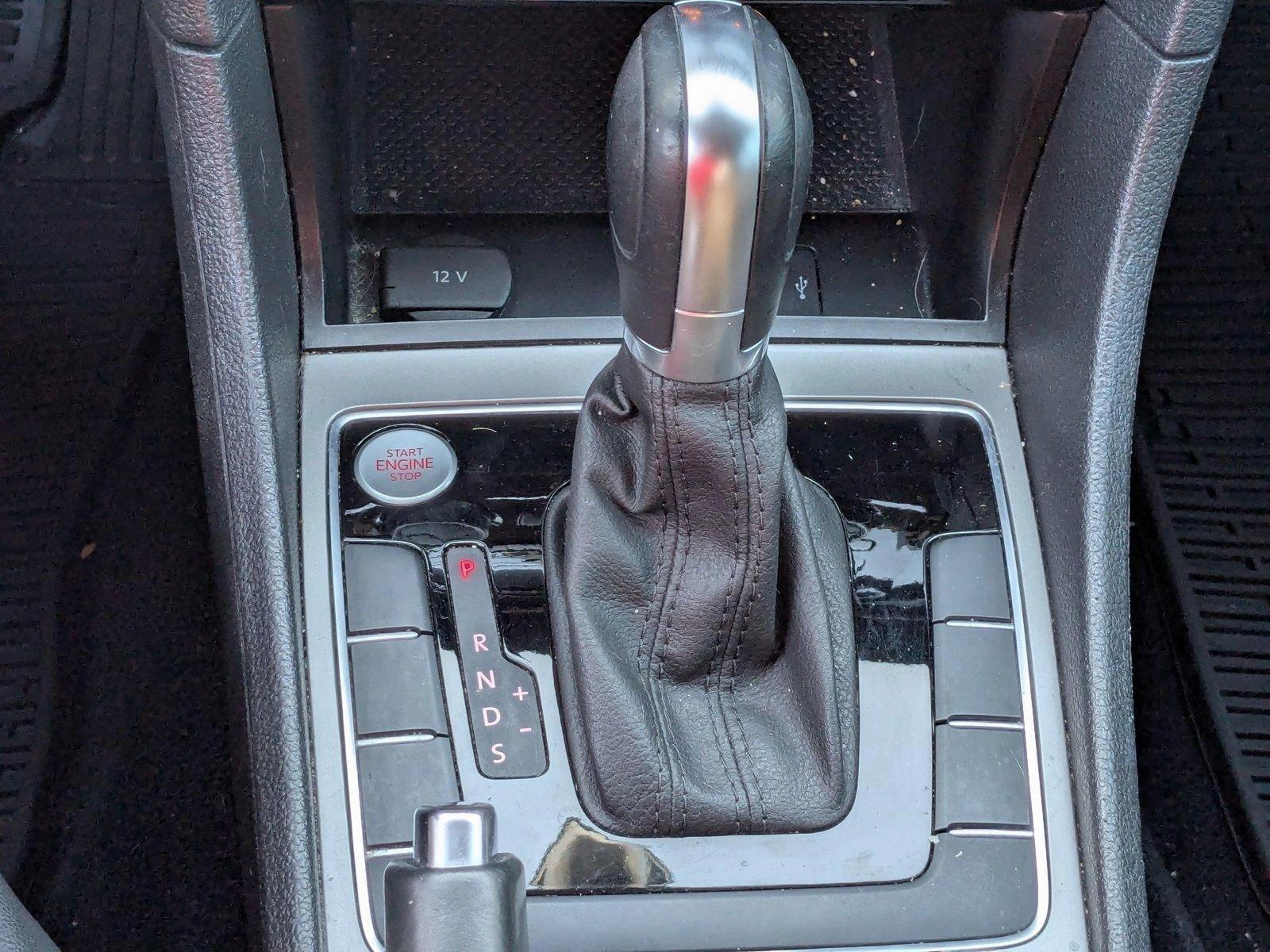 2020 Volkswagen Passat Vehicle Photo in PEMBROKE PINES, FL 33024-6534