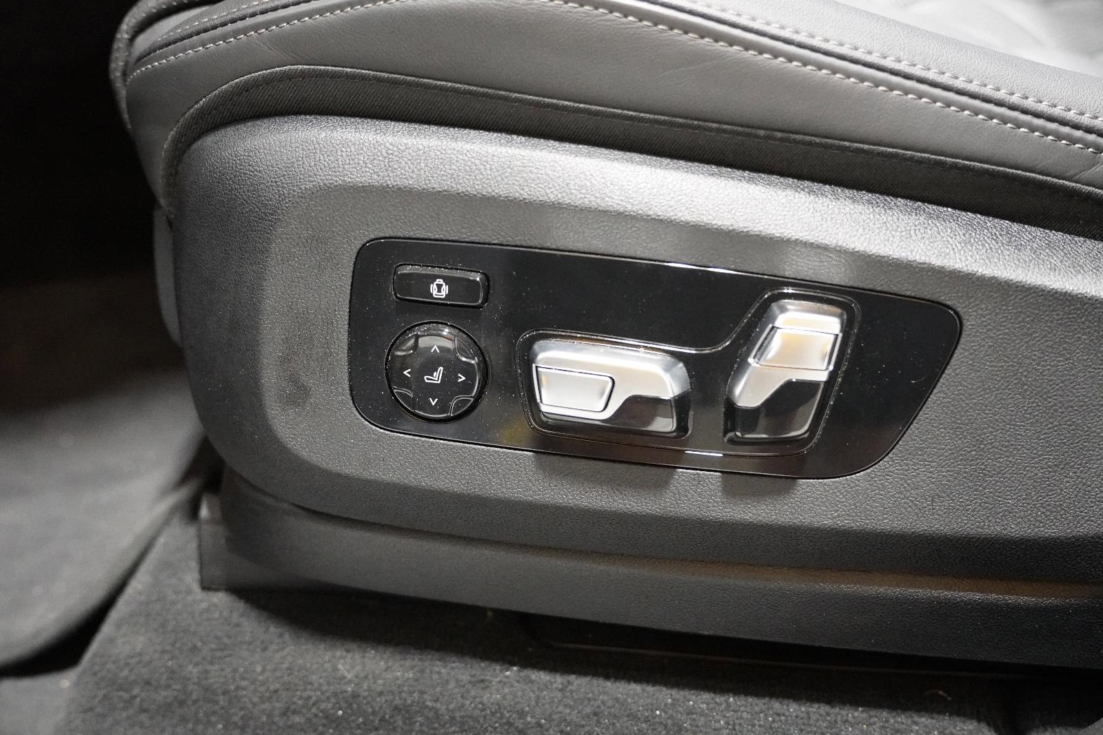 2025 BMW X5 sDrive40i Vehicle Photo in GRAPEVINE, TX 76051