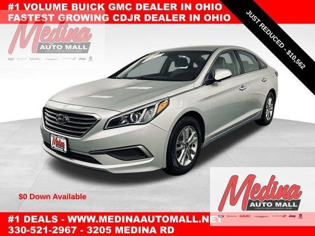 2017 Hyundai Sonata Vehicle Photo in MEDINA, OH 44256-9631