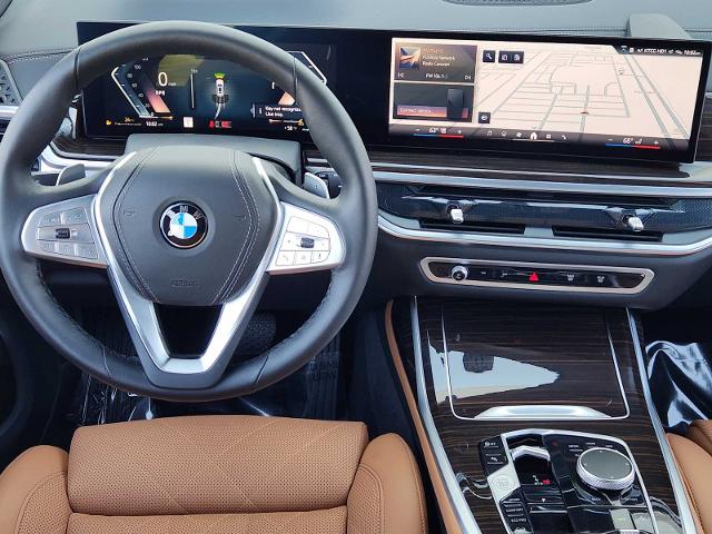 2025 BMW X7 xDrive40i Vehicle Photo in PLANO, TX 75024