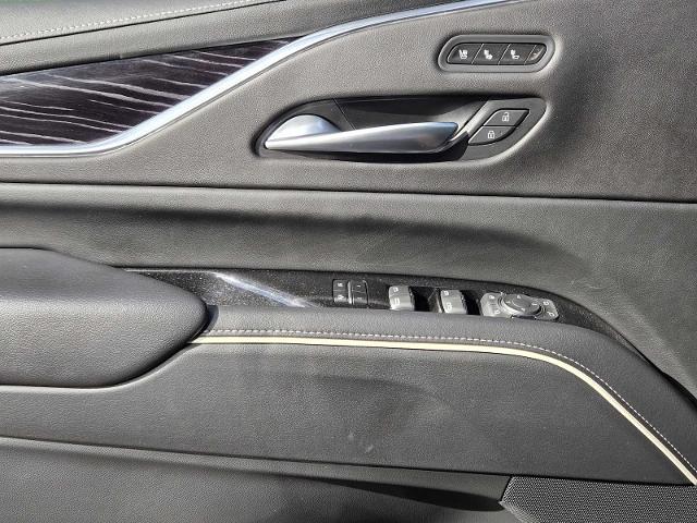 2023 Cadillac Escalade Vehicle Photo in DENTON, TX 76210-9321
