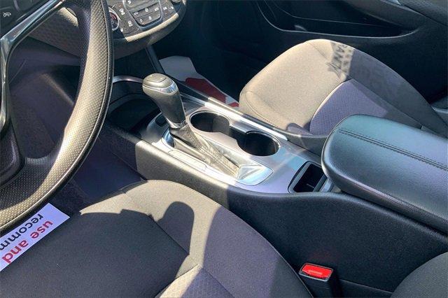 2020 Chevrolet Malibu Vehicle Photo in INDEPENDENCE, MO 64055-1377