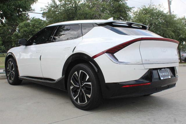 2022 Kia EV6 Vehicle Photo in HOUSTON, TX 77090