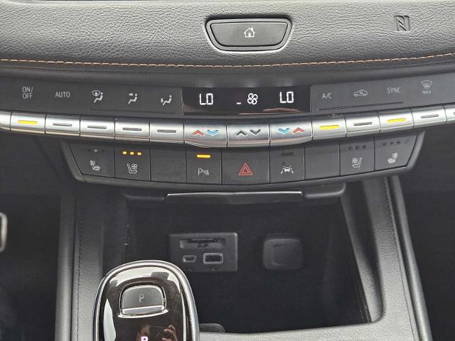 2021 Cadillac XT4 Vehicle Photo in Fort Worth, TX 76132