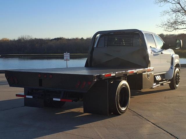 2024 Chevrolet Silverado Chassis Cab Vehicle Photo in Denton, TX 76205