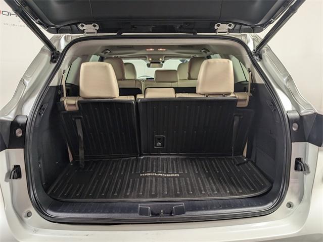 2021 Toyota Highlander Vehicle Photo in ENGLEWOOD, CO 80113-6708