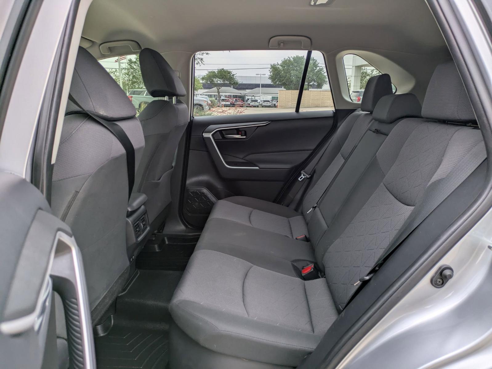 2020 Toyota RAV4 Vehicle Photo in SELMA, TX 78154-1460