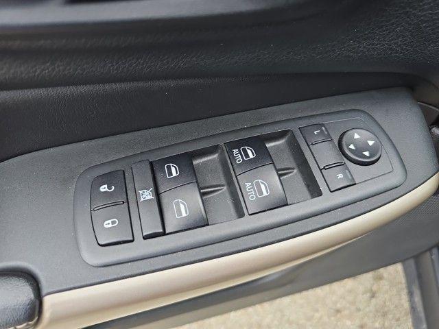 2018 Jeep Cherokee Vehicle Photo in Pleasant Hills, PA 15236